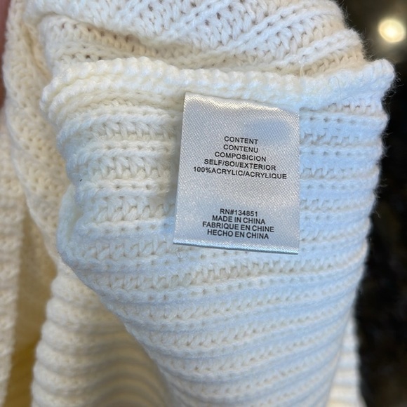 NWOT WAYF Lombard Mock Neck Sweater Dress In Ivory Size XL - Picture 5 of 10